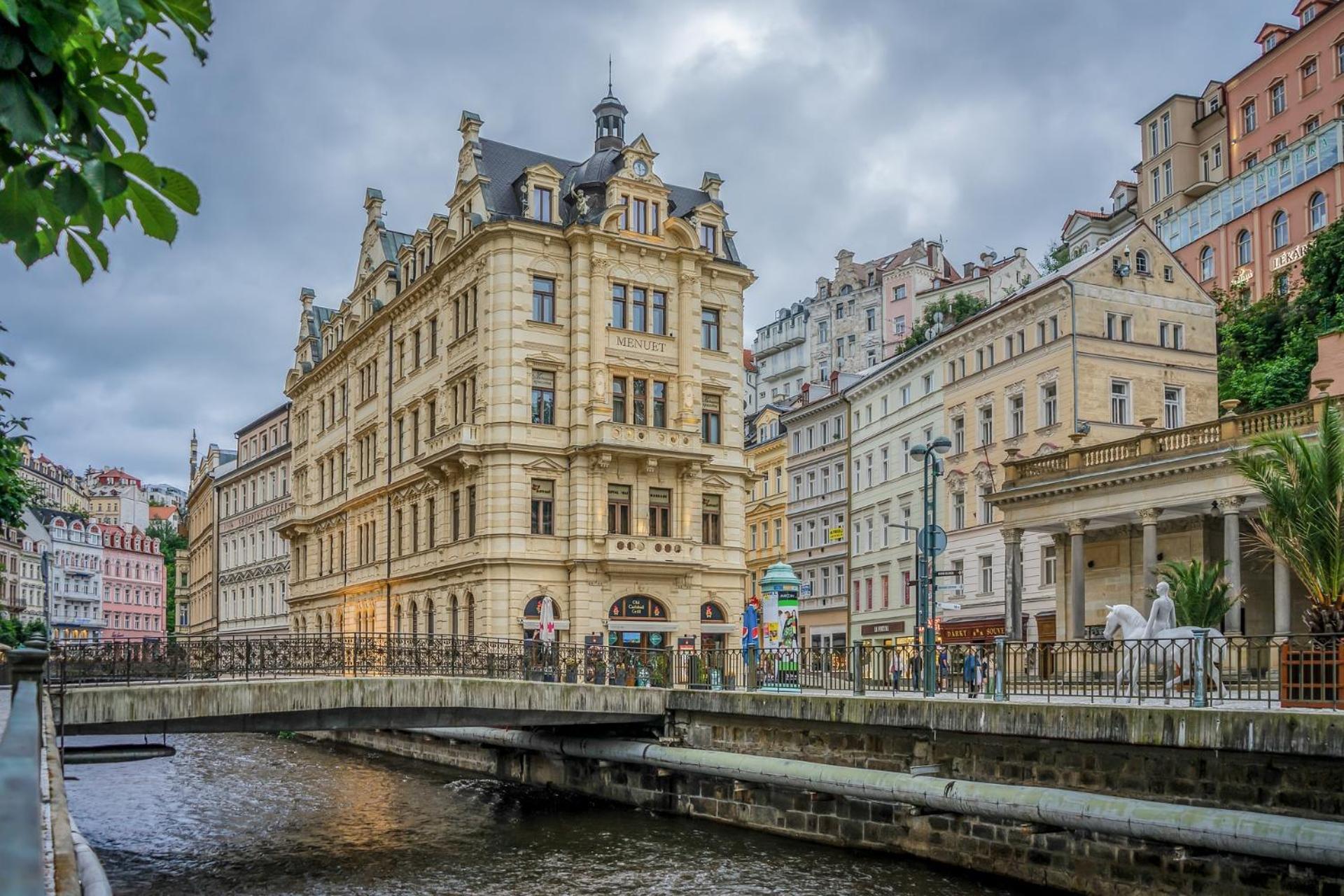 Karlovy Charme Inn By Rentez Karlsbad Exteriör bild